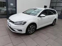Weiß Gebraucht 2018 VW Golf VII Kombi | 8.285 € (Fairer Preis)