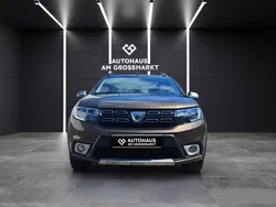 Braun Gebraucht 2019 Dacia Logan MCV Stepway Kombi | 10.900 € (Fairer Preis)