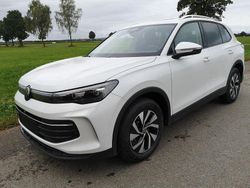 Onyx weiß perlmutteffekt Neu 2025 VW Tiguan Life SUV | 43.440 € (Guter Preis)