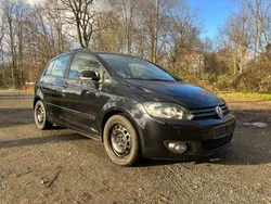 Schwarz Gebraucht 2009 VW Golf Plus Cross Comfortline Van / Kleinbus | 3.790 € (Fairer Preis)