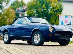 Blau Gebraucht 1981 Fiat 124 Spider Cabrio | 16.900 €