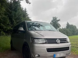 Beige Gebraucht 2013 VW T5 Van | 26.000 € (Teuer)