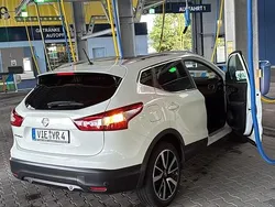 Weiß Gebraucht 2016 Nissan Qashqai 360º SUV | 13.800 € (Fairer Preis)