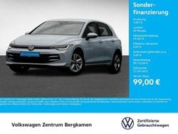 Blau Gebraucht 2024 VW Golf VIII Basis Limousine | 21.198 € (Guter Preis)