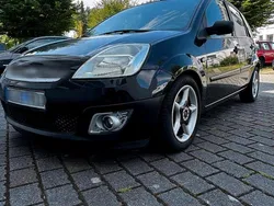 Schwarz Gebraucht 2006 Ford Fiesta Kleinwagen | 2.000 € (Fairer Preis)
