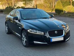 Schwarz Gebraucht 2012 Jaguar XF Limousine | 11.850 € (Teuer)