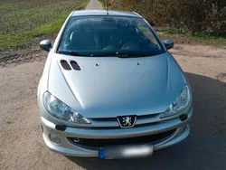 Silber Gebraucht 2005 Peugeot 206 Cabrio | 1.700 €