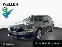 Bluestone (grau) Gebraucht 2022 BMW 530e M Sport Kombi | 32.450 € (Guter Preis)