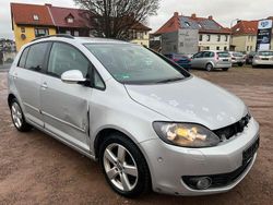 Silber Gebraucht 2010 VW Golf Plus Cross Team Van / Kleinbus | 2.499 €