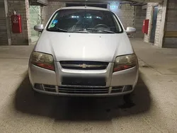 Silber Gebraucht 2007 Chevrolet Kalos Kleinwagen | 1.899 €