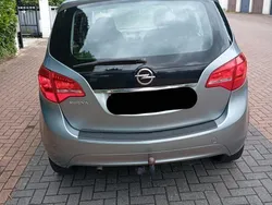 Silber Gebraucht 2010 Opel Meriva Color Edition Van / Kleinbus | 3.450 € (Guter Preis)