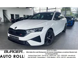 Weiss Gebraucht 2025 Skoda Octavia RS Kombi | 39.970 € (Superpreis)