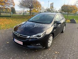 Blau Gebraucht 2018 Opel Astra Business Kombi | 5.900 € (Guter Preis)
