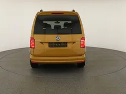 Sandstorm yellow metallic Gebraucht 2017 VW Caddy Comfortline Van / Kleinbus | 19.475 € (Guter Preis)