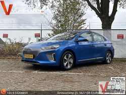 Blau Gebraucht 2017 Hyundai Ioniq Comfort Kleinwagen | 8.950 € (Etwas zu teuer)