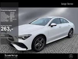 Weiß Gebraucht 2023 Mercedes CLA250e AMG Limousine | 35.525 € (Guter Preis)