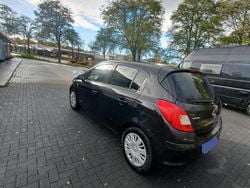 Schwarz Gebraucht 2011 Opel Corsa Satellite Kleinwagen | 2.999 € (Guter Preis)