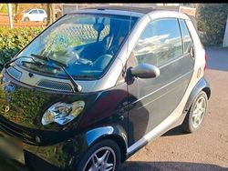 Schwarz Gebraucht 2003 Smart ForTwo Cabrio Cabrio | 1.600 € (Fairer Preis)