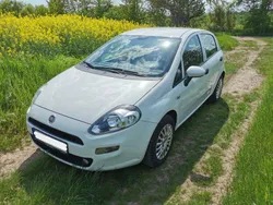 Weiß Gebraucht 2016 Fiat Punto Evo Kleinwagen | 6.490 € (Etwas zu teuer)