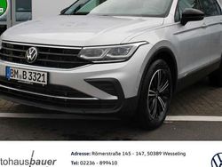 Silber / reflexsilber (metallic) Gebraucht 2023 VW Tiguan Life SUV | 38.980 € (Teuer)