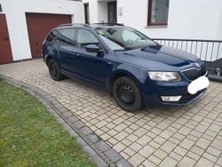 Blau Gebraucht 2016 Skoda Octavia Joy Kombi | 7.750 € (Superpreis)