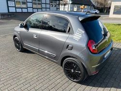 Grau Gebraucht 2022 Renault Twingo Urban Night Kleinwagen | 12.500 € (Guter Preis)