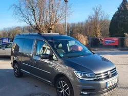 Grau Gebraucht 2018 VW Caddy Maxi Highline Van / Kleinbus | 28.900 €
