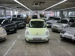 Gelb Gebraucht 1999 VW Beetle Limousine | 500 € (Guter Preis)