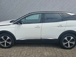 Weiß Gebraucht 2020 Peugeot 3008 Allure SUV | 17.900 € (Superpreis)
