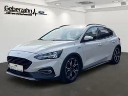 Metropolisweiß metallic Gebraucht 2019 Ford Focus Active Limousine | 15.790 € (Fairer Preis)