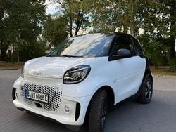 Weiß Gebraucht 2022 Smart ForTwo Electric Drive Coupé | 12.700 € (Fairer Preis)