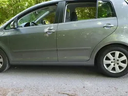 Grau Gebraucht 2008 VW Golf Plus Comfortline Van / Kleinbus | 4.999 € (Fairer Preis)