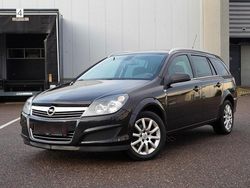 Schwarz Gebraucht 2010 Opel Astra Edition Kombi | 3.990 € (Fairer Preis)