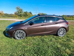 Braun Gebraucht 2015 Opel Astra Innovation Limousine | 8.499 € (Etwas zu teuer)