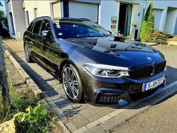 Grau Gebraucht 2020 BMW 530 M Sport Kombi | 31.900 € (Fairer Preis)