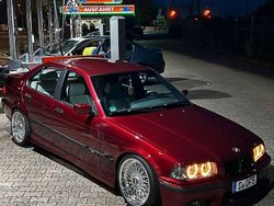 Rot Gebraucht 1995 BMW 328 M Sport Limousine | 11.500 €
