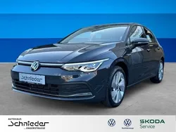 Grau Gebraucht 2021 VW Golf VIII Style Limousine | 20.950 € (Guter Preis)