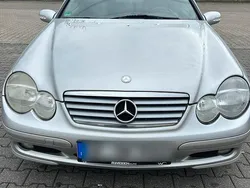 Silber Gebraucht 2003 Mercedes CLC180 Kleinwagen | 1.900 €