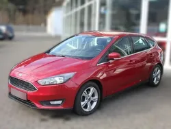 Rot Gebraucht 2015 Ford Focus Sport Limousine | 9.500 € (Etwas zu teuer)