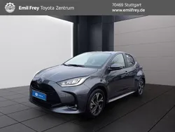 Marlingrau metallic Neu 2025 Toyota Yaris Hybrid Comfort Limousine | 25.590 € (Fairer Preis)