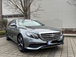 Grau Gebraucht 2018 Mercedes E220 Avantgarde Kombi | 25.600 € (Superpreis)