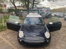 Astro black metallic Gebraucht 2004 Mini Cooper Kleinwagen | 2.799 €