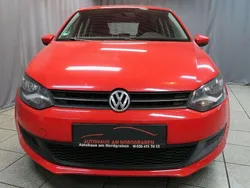 Flashrot Gebraucht 2010 VW Polo Comfortline Kleinwagen | 7.500 € (Etwas zu teuer)