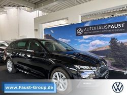 Schwarz perleffekt Gebraucht 2022 Skoda Octavia Ambition Kombi | 23.450 € (Superpreis)