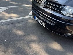 Schwarz Gebraucht 2011 VW Caravelle Van / Kleinbus | 8.900 €