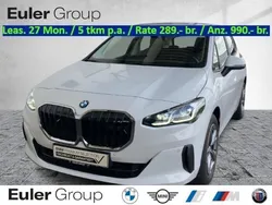 Weiss Gebraucht 2024 BMW 216 Active Tourer Van / Kleinbus | 28.875 € (Teuer)