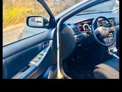 Silber Gebraucht 2004 Toyota Corolla Kleinwagen | 4.000 € (Etwas zu teuer)