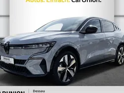 Grau Neu 2024 Renault Mégane IV Techno Limousine | 34.995 € (Teuer)