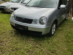 Silber Gebraucht 2004 VW Polo Cricket Limousine | 1.100 € (Guter Preis)