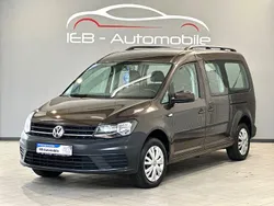 Chestnut brown metallic Gebraucht 2016 VW Caddy Maxi Trendline Van / Kleinbus | 18.990 € (Guter Preis)